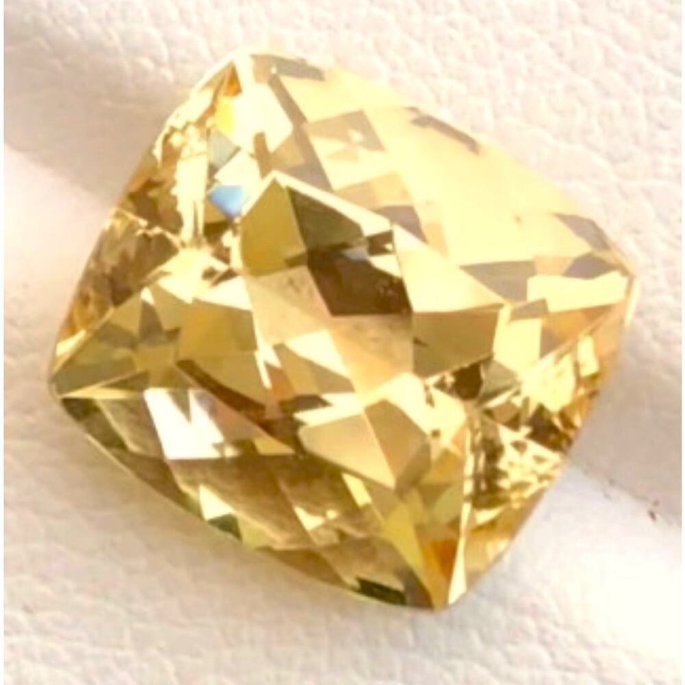 Gorgeous 7.75 Carat Champagne Color Heliodor!